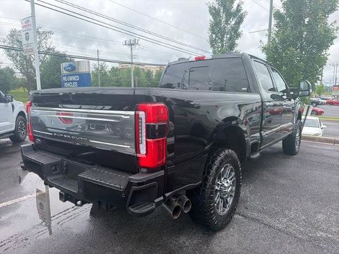 Certified 2025 Ford F350 Platinum w/ Platinum Plus Package AWD/4WD image 3