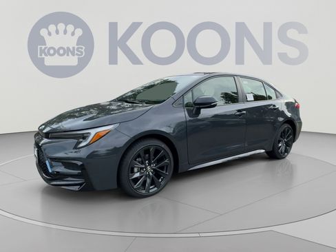 Used 2026 Toyota Corolla SE w/ SE Premium Package FWD image 5