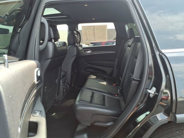 Used 2021 Jeep Grand Cherokee Limited AWD/4WD image 25