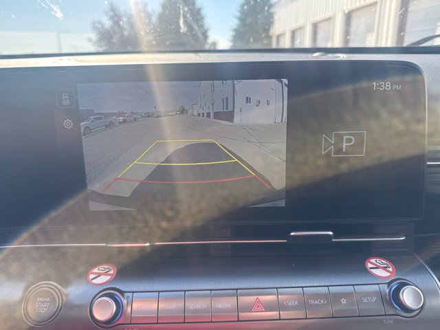 Used 2025 Hyundai Kona SEL AWD/4WD image 15