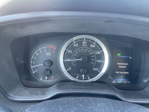 Used 2020 Toyota Corolla LE FWD image 2