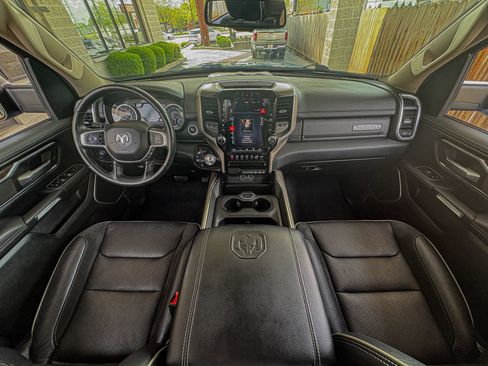 Used 2020 RAM 1500 Laramie image 25