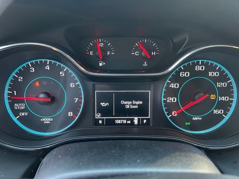 Used 2018 Chevrolet Cruze LT image 13