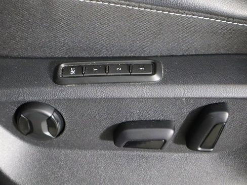 Used 2022 Volkswagen Atlas SEL image 24