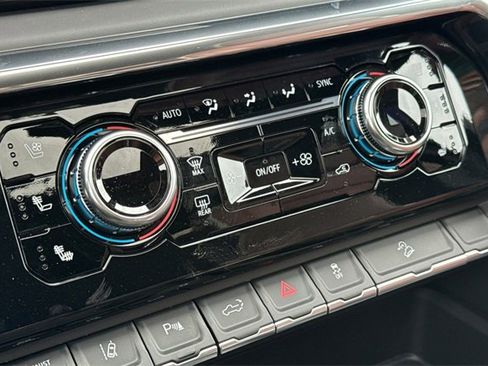 New 2026 GMC Sierra 3500 Denali Ultimate image 24