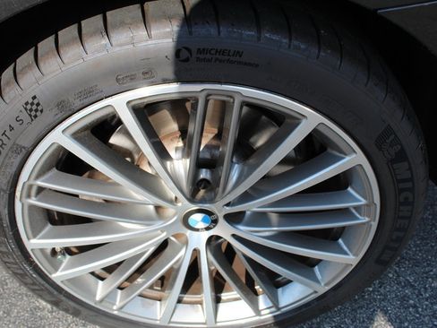 Used 2017 BMW 530i RWD image 16