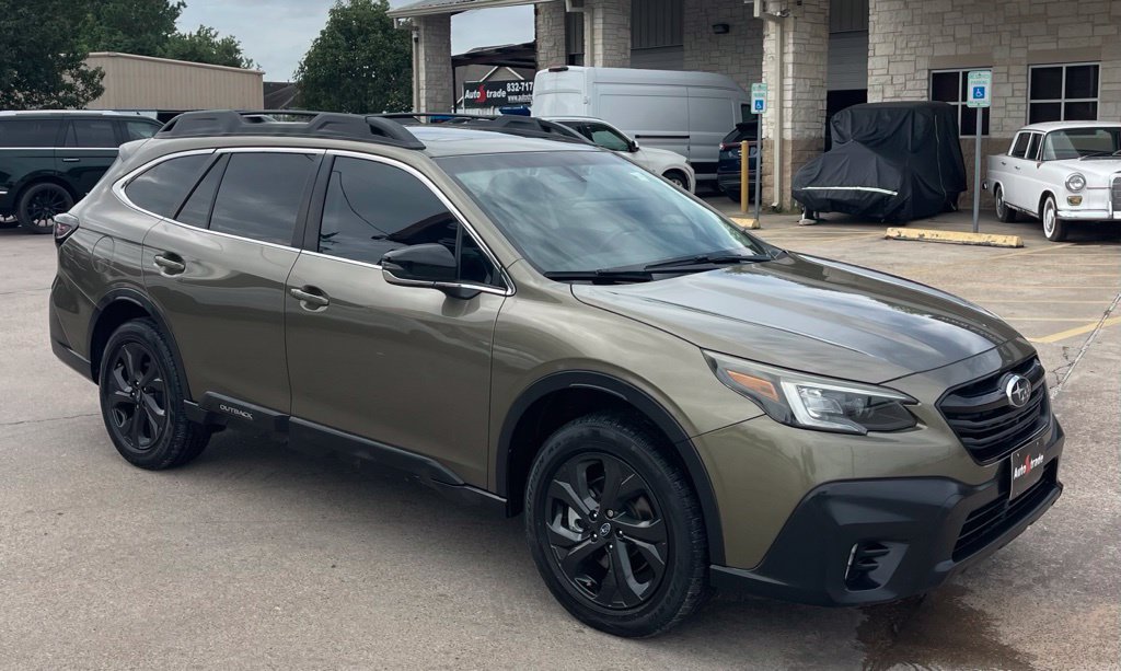 Used 2020 Subaru Outback Onyx Edition XT AWD/4WD image 2