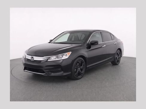 Used 2017 Honda Accord LX image 1