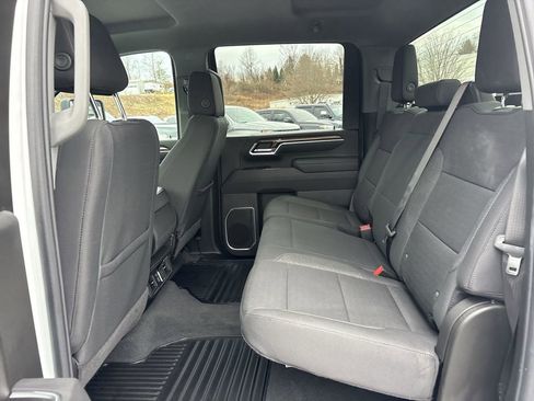 Used 2025 Chevrolet Silverado 2500 LT w/ Convenience Package image 27