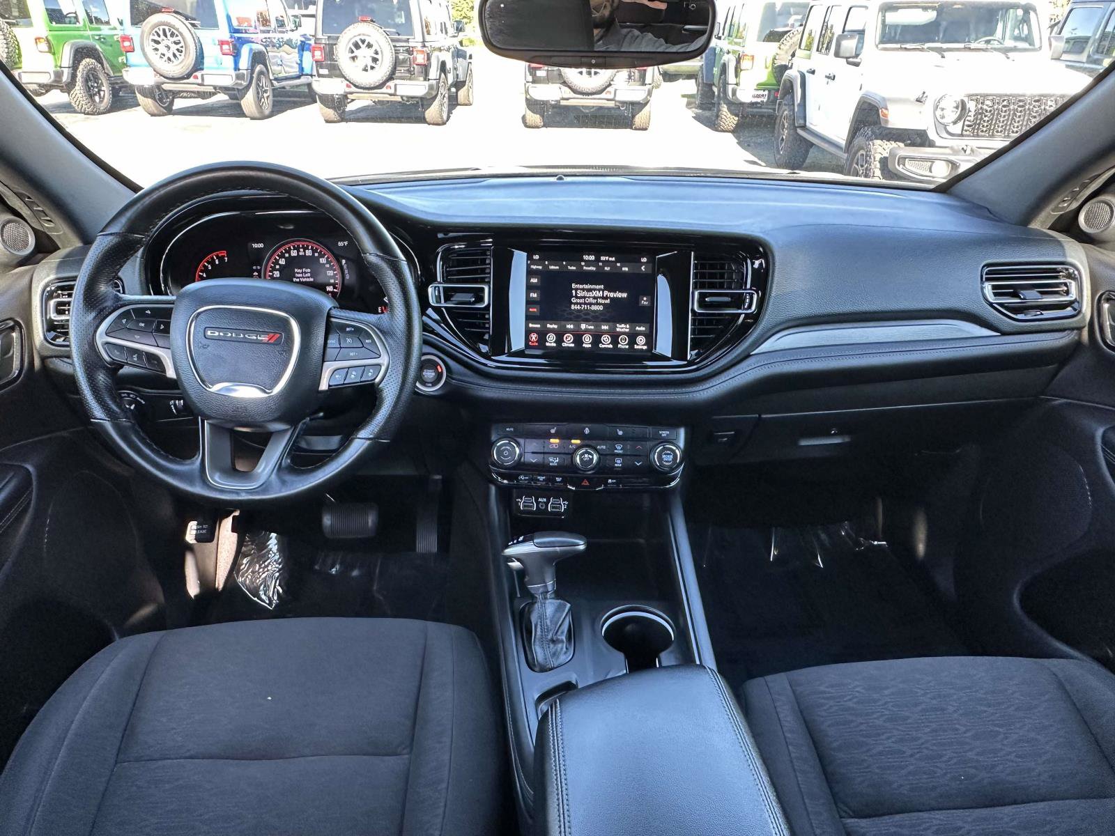 Used 2024 Dodge Durango SXT w/ SXT Blacktop Group AWD/4WD image 9