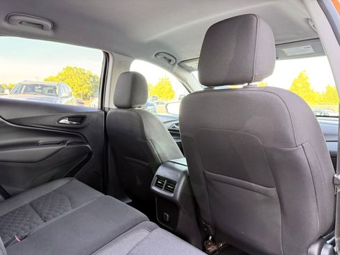 Used 2018 Chevrolet Equinox LT FWD image 22