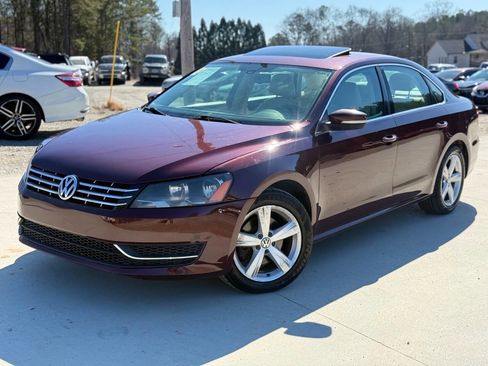 Used 2013 Volkswagen Passat 2.5 SE image 1