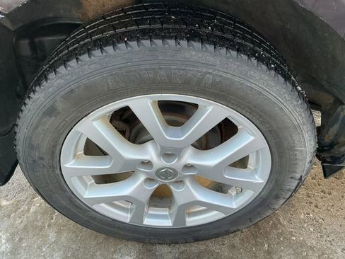 Used 2012 Nissan Rogue SL image 21