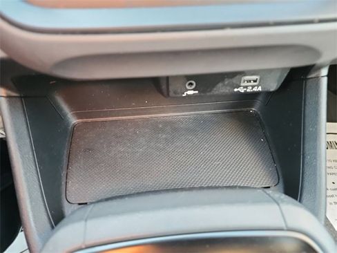 Used 2024 Subaru Crosstrek 2.0i image 27
