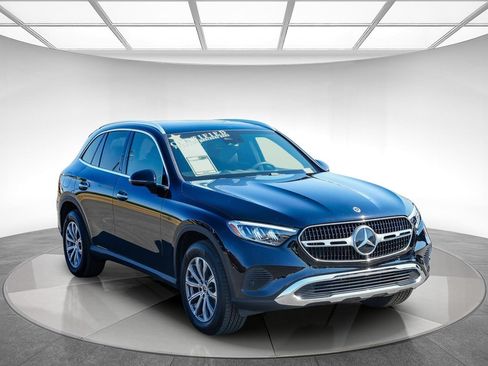Certified 2026 Mercedes-Benz GLC 300 4MATIC image 5