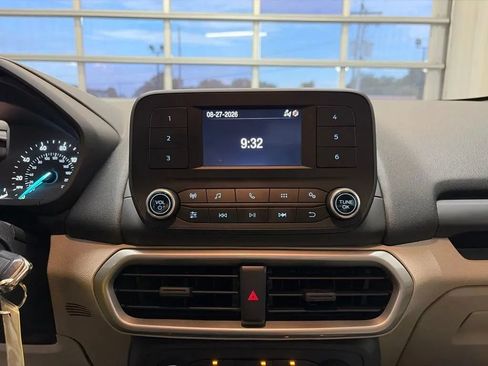 Used 2021 Ford EcoSport S AWD/4WD image 23