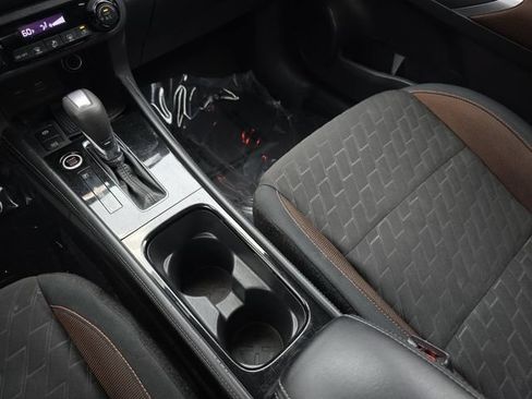 Used 2023 Nissan Kicks SR w/ Interior Electronics Package FWD image 25