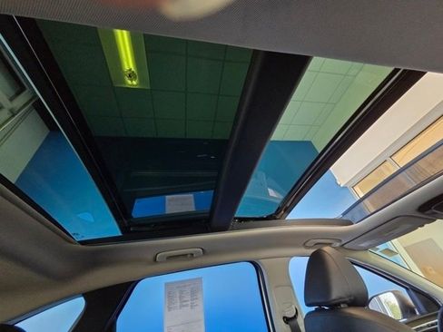 Used 2024 Hyundai Tucson Limited image 29