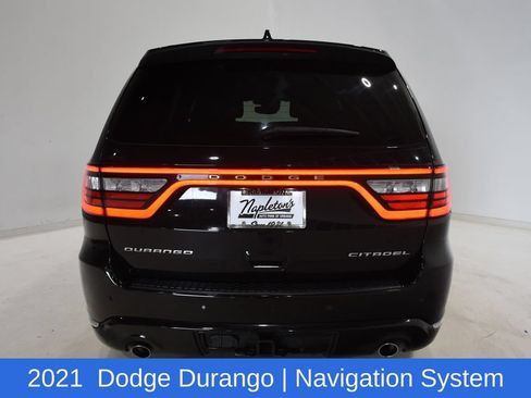 Used 2021 Dodge Durango Citadel w/ Premium Entertainment Group RWD image 5