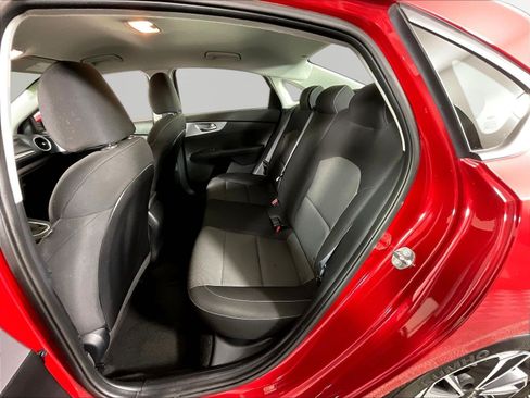 Certified 2023 Kia Forte LXS w/ LXS Technology Package FWD image 21