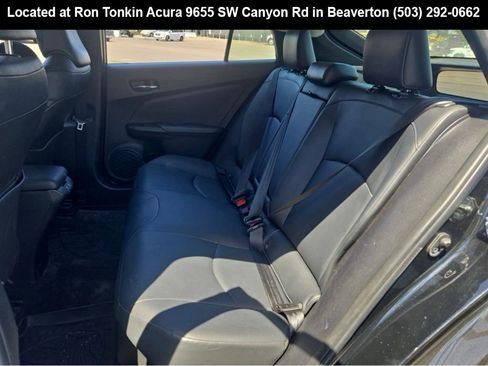 Used 2019 Toyota Prius XLE image 8