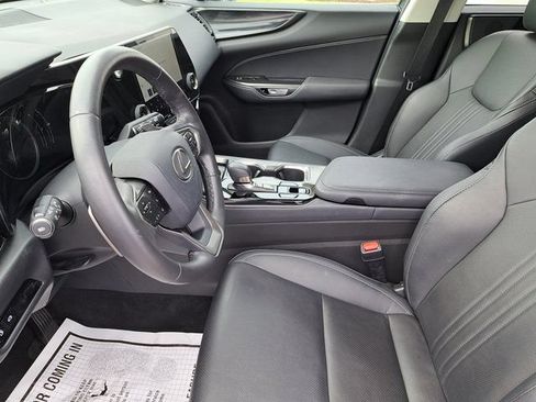 Used 2025 Lexus NX 250 FWD w/ Cold Area Package image 34