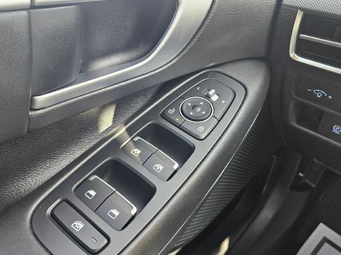 Used 2025 Hyundai Sonata SEL FWD image 15