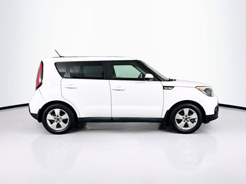 Used 2017 Kia Soul image 10