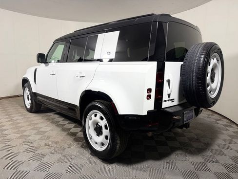 Used 2022 Land Rover Defender 110 X-Dynamic HSE AWD/4WD image 4