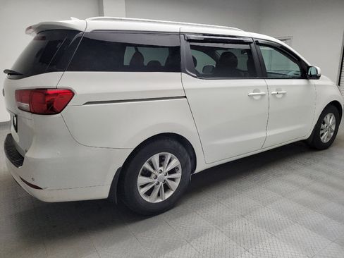 Used 2016 Kia Sedona LX w/ LX Essentials Premium Package FWD image 10