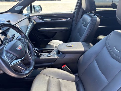 Used 2023 Cadillac XT5 Premium Luxury image 10