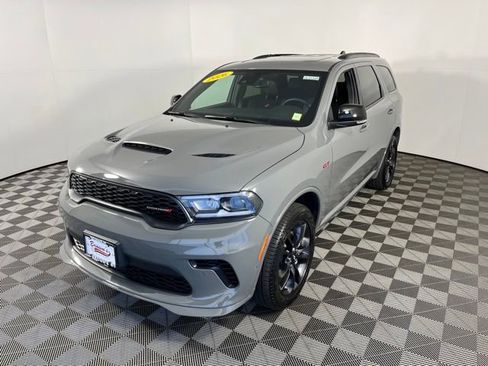 Used 2026 Dodge Durango GT AWD/4WD image 3