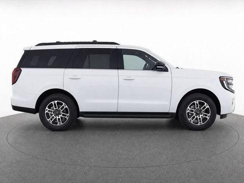 Used 2025 Ford Expedition Active AWD/4WD image 11