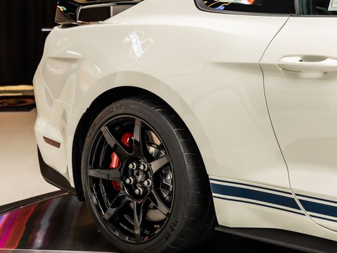 Used 2020 Ford Mustang Shelby GT350R w/ GT350R Equipment Group 920A image 23