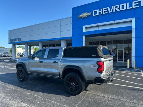 Used 2024 Chevrolet Colorado Trail Boss w/ Technology Package AWD/4WD image 3