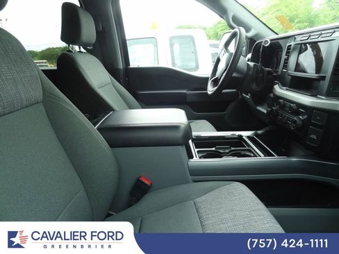 Used 2024 Ford F250 XLT w/ FX4 Off-Road Package AWD/4WD image 8