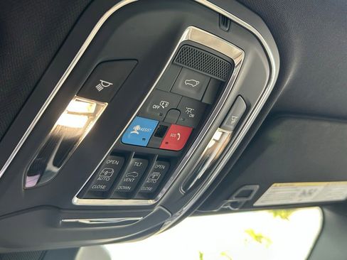 Used 2024 Jeep Grand Cherokee Limited 4xe w/ Trailer Tow Package AWD/4WD image 29