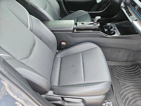 Used 2024 Toyota Prius XLE image 19