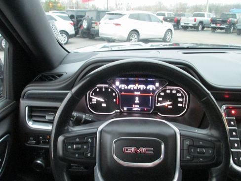 Certified 2021 GMC Yukon SLT w/ SLT Luxury Plus Package image 33