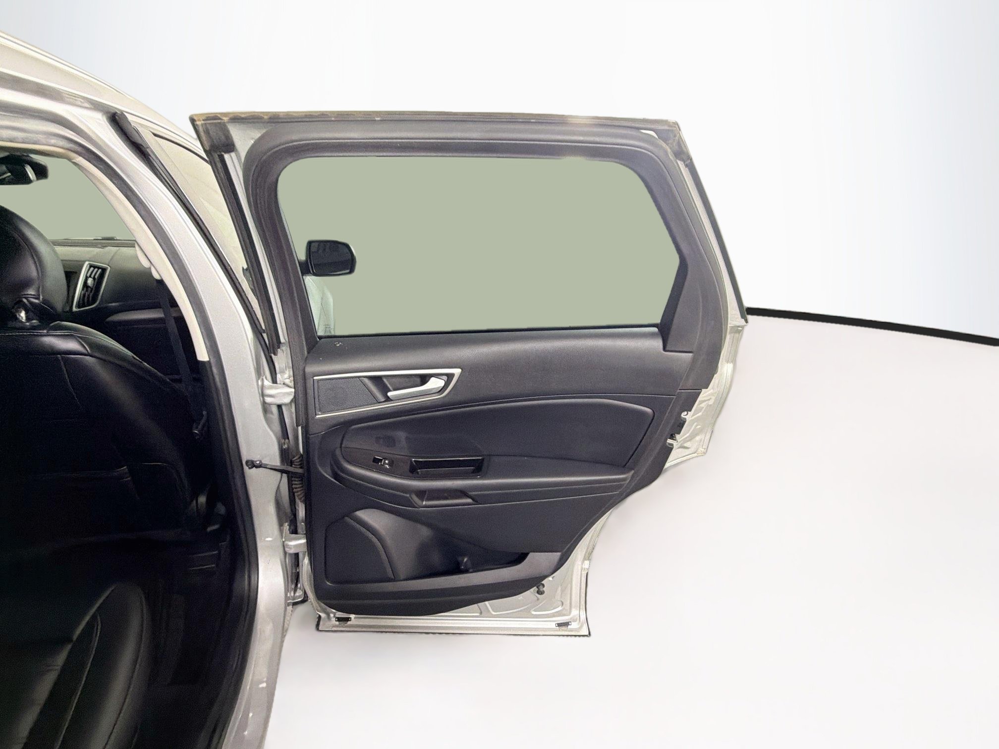 Used 2019 Ford Edge SEL w/ Equipment Group 201A FWD image 28
