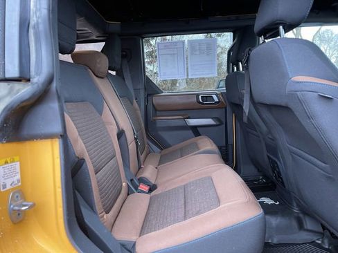 Used 2021 Ford Bronco Outer Banks w/ Sasquatch Package image 27