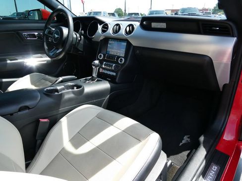 Used 2017 Ford Mustang Premium RWD image 14