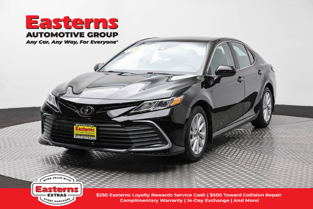 Used 2024 Toyota Camry LE FWD image 1
