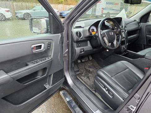 Used 2014 Honda Pilot Touring image 20