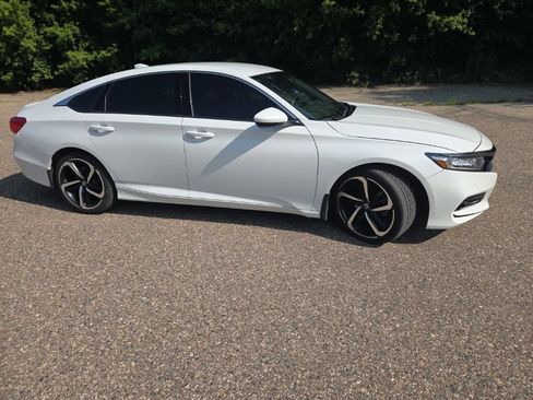 Used 2019 Honda Accord Sport image 23