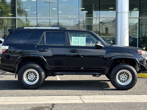 Used 2021 Toyota 4Runner SR5 Premium w/ Moonroof Package image 3