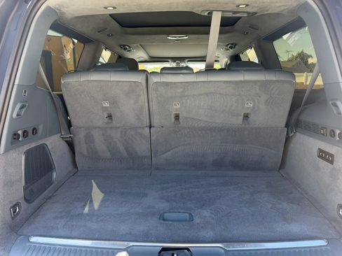 Used 2022 Jeep Grand Wagoneer Series III w/ Flexible Seating Group AWD/4WD image 16