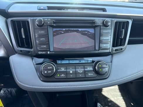 Used 2015 Toyota RAV4 XLE AWD/4WD image 13
