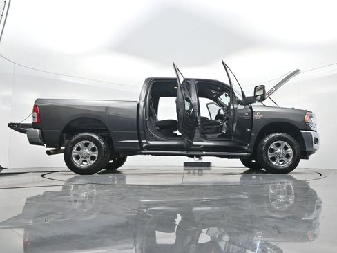 Used 2024 RAM 2500 Big Horn image 45