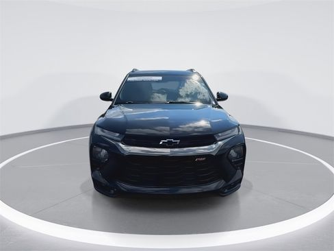 Certified 2021 Chevrolet TrailBlazer RS w/ Convenience Package image 3